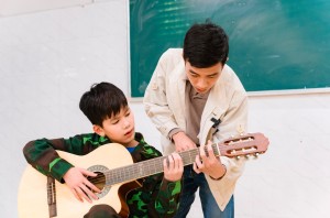 Cai nghiện game cho học sinh tiểu học bằng âm nhạc