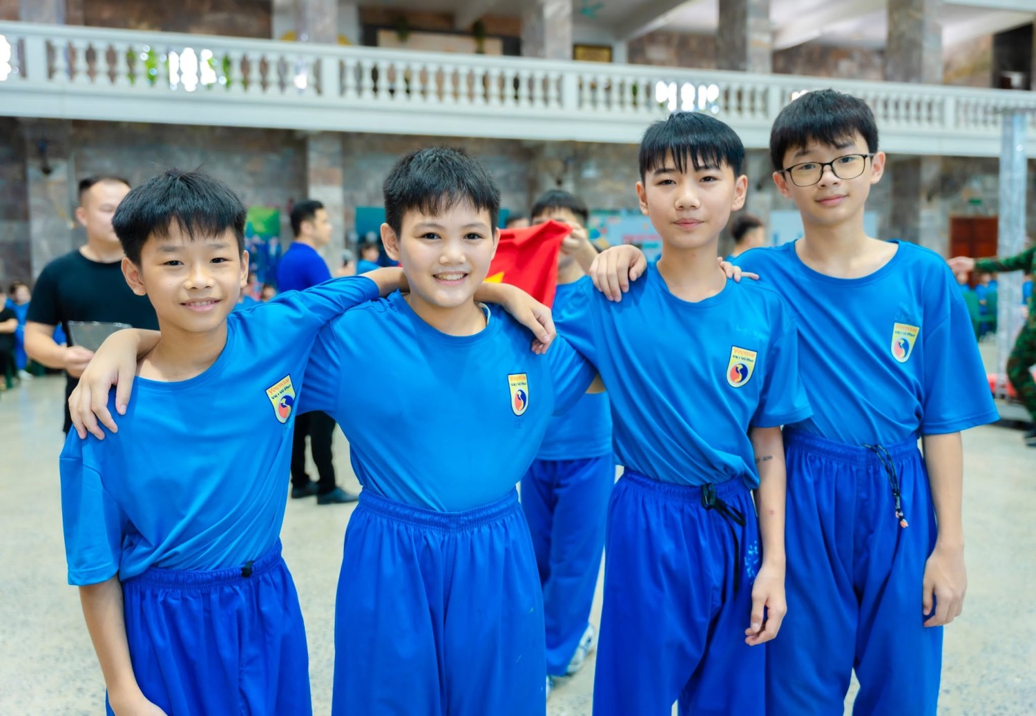 Học viên phối hợp trong hoạt động tập thể tại môi trường rèn luyện Ladecen